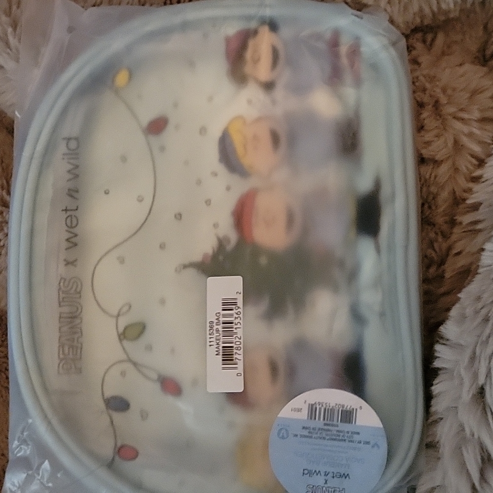 New wet and wild Peanut Cosmetic pouch